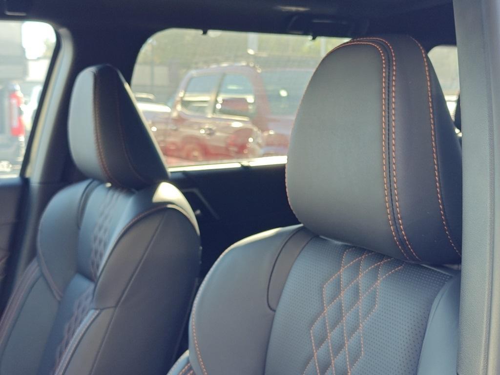 new 2025 Mitsubishi Outlander PHEV car, priced at $45,075