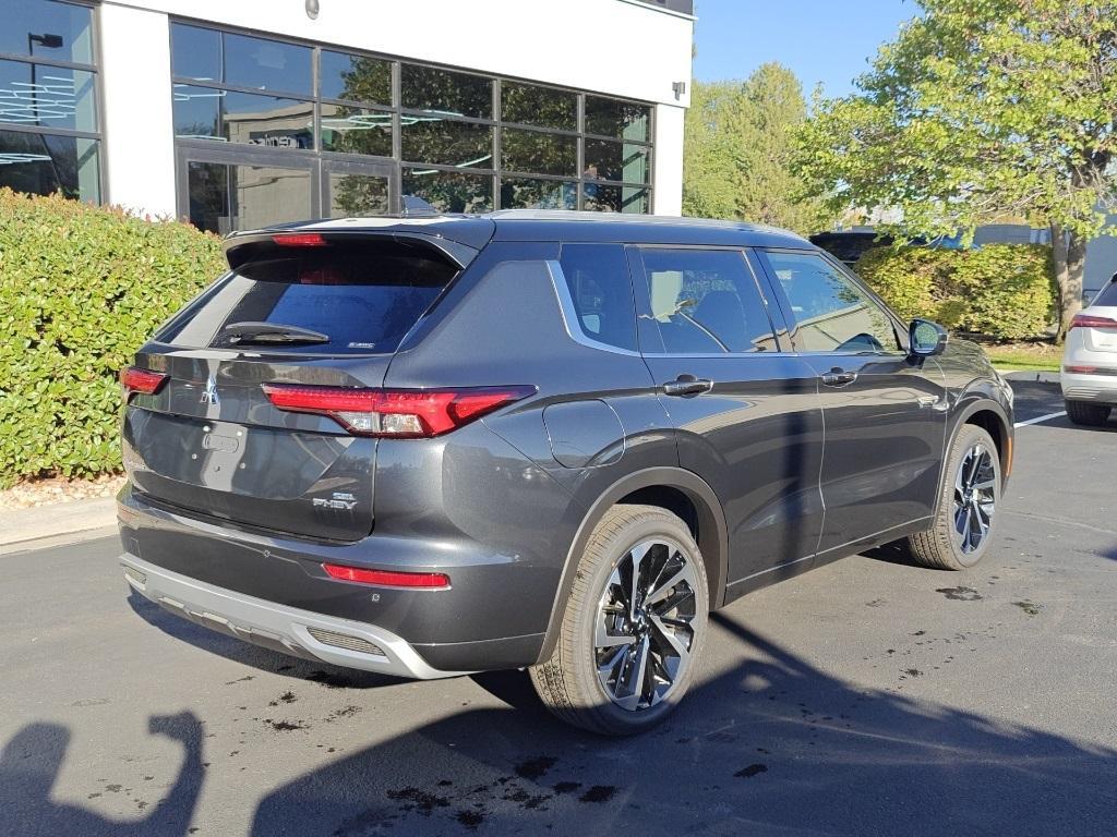 new 2025 Mitsubishi Outlander PHEV car, priced at $45,075