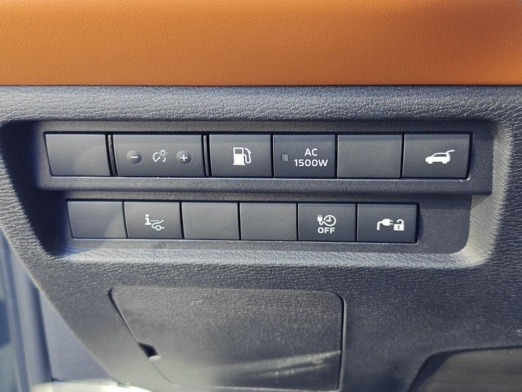 new 2025 Mitsubishi Outlander PHEV car, priced at $45,075