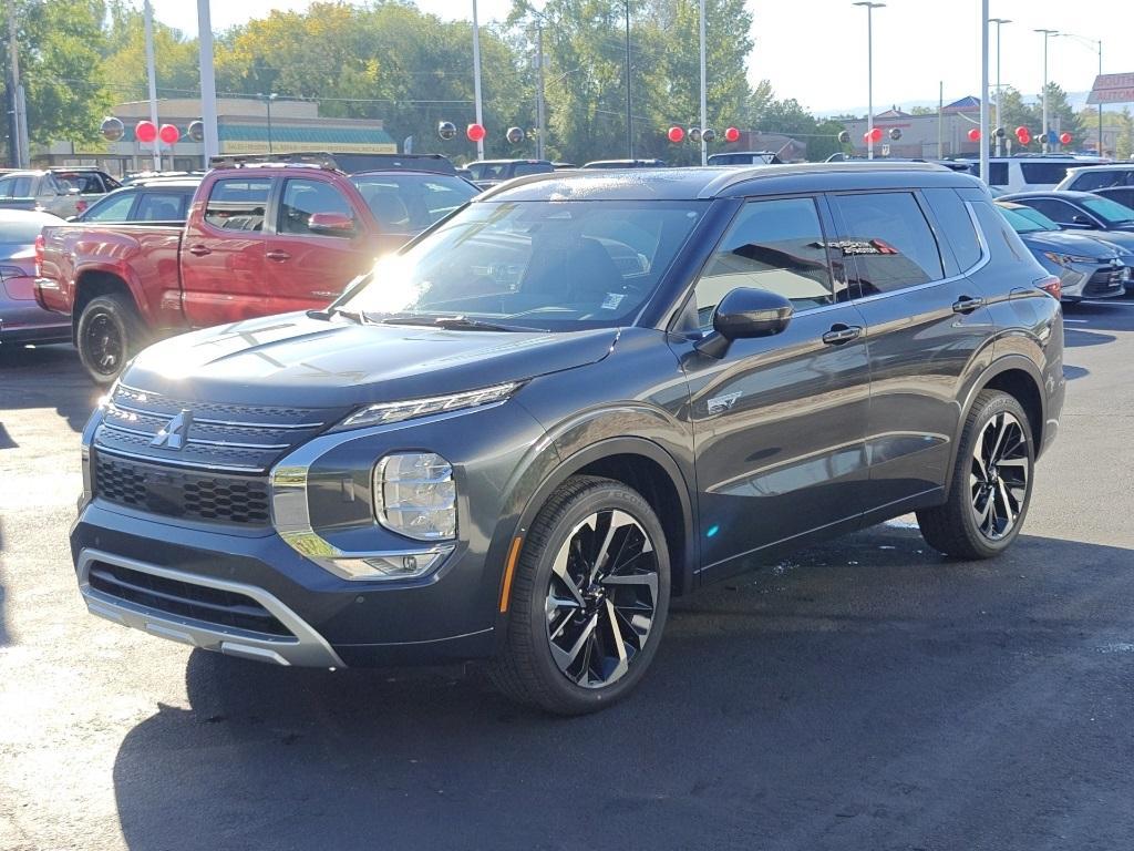 new 2025 Mitsubishi Outlander PHEV car, priced at $45,075