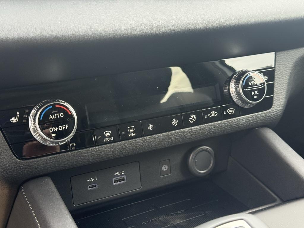 used 2025 Mitsubishi Outlander PHEV car, priced at $38,388