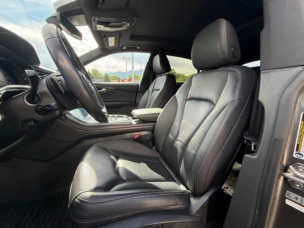 used 2019 Audi Q8 car