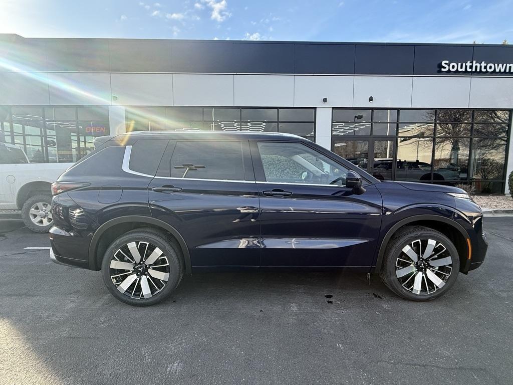 new 2026 Mitsubishi Outlander car, priced at $41,560