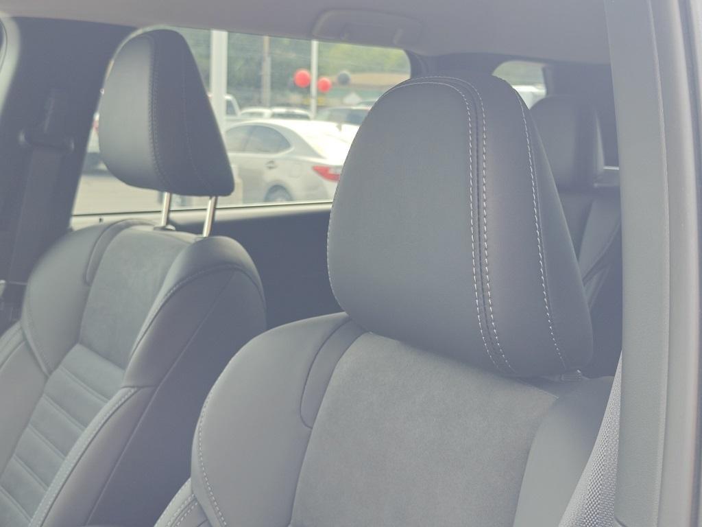 new 2025 Mitsubishi Outlander PHEV car, priced at $39,550