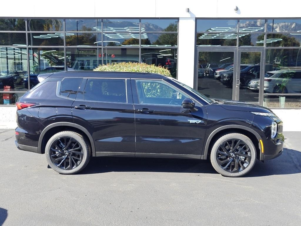 new 2025 Mitsubishi Outlander PHEV car, priced at $43,700