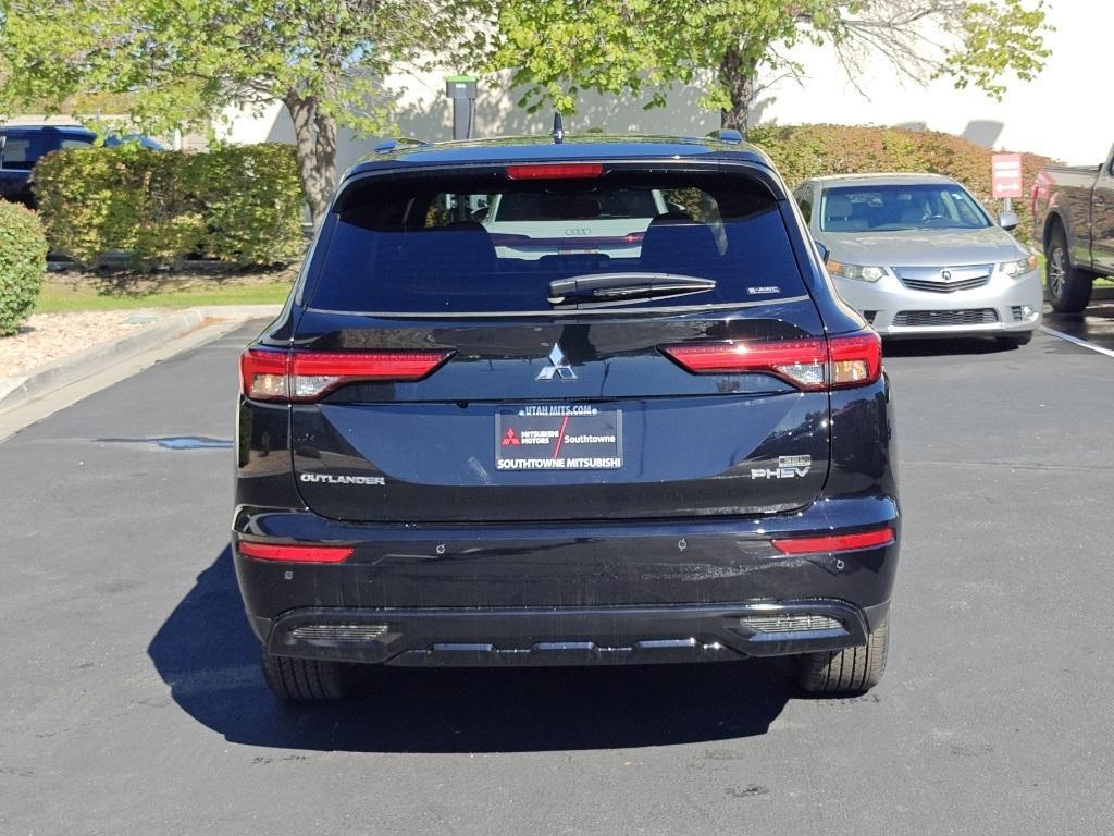 new 2025 Mitsubishi Outlander PHEV car, priced at $43,700