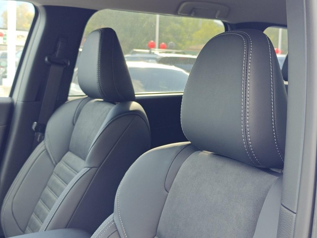 new 2025 Mitsubishi Outlander PHEV car, priced at $39,960