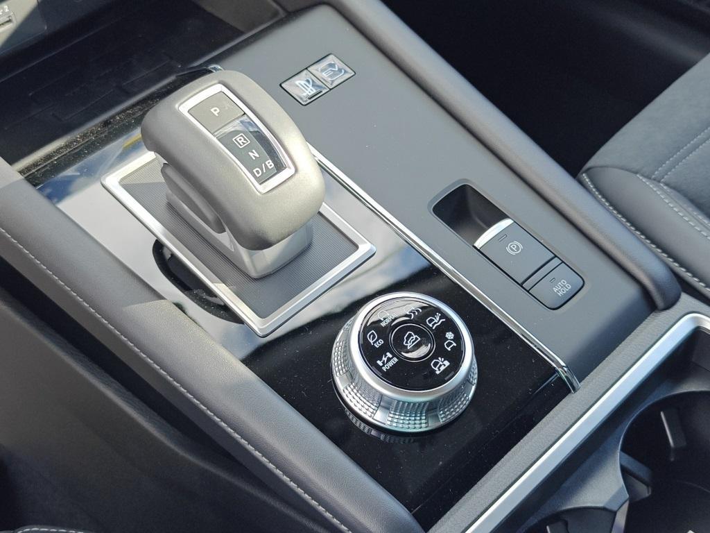 new 2025 Mitsubishi Outlander PHEV car, priced at $39,960