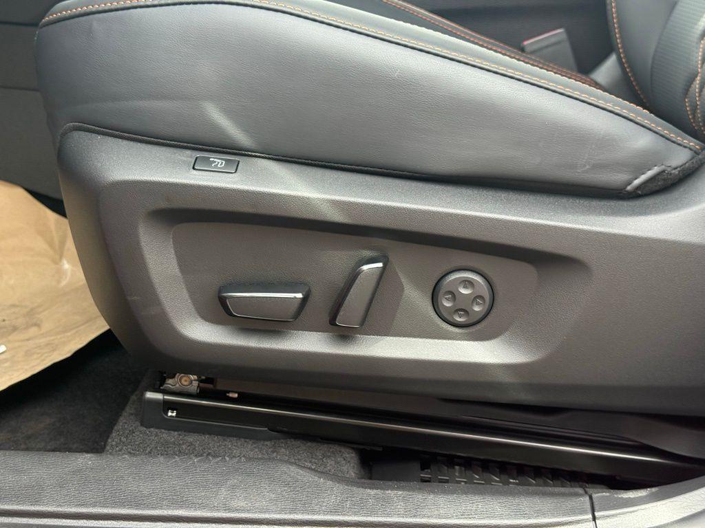 used 2025 Mitsubishi Outlander PHEV car, priced at $38,966