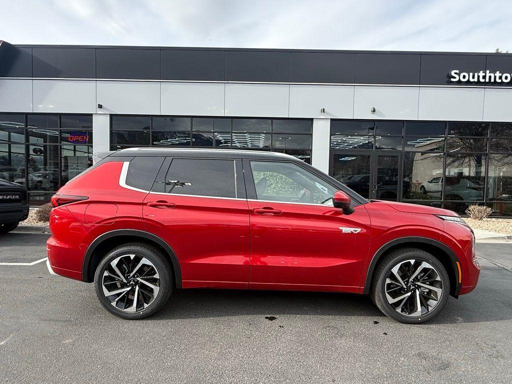 used 2025 Mitsubishi Outlander PHEV car, priced at $38,966