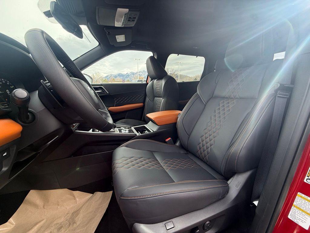 used 2025 Mitsubishi Outlander PHEV car, priced at $38,966