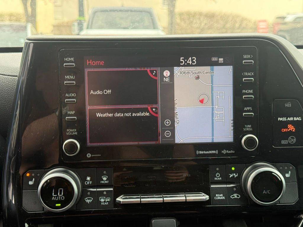 used 2021 Toyota Highlander car, priced at $29,188