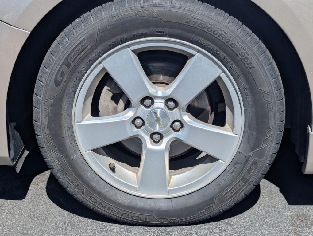 used 2015 Chevrolet Cruze car, priced at $9,166