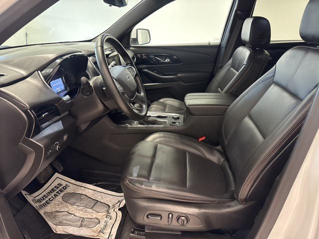 used 2023 Chevrolet Traverse car, priced at $31,995