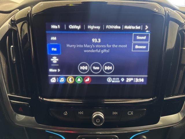 used 2023 Chevrolet Traverse car, priced at $31,995