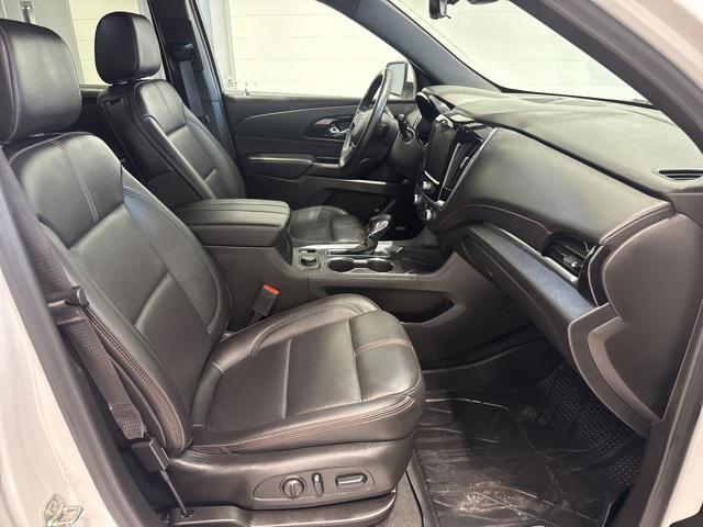 used 2023 Chevrolet Traverse car, priced at $31,995