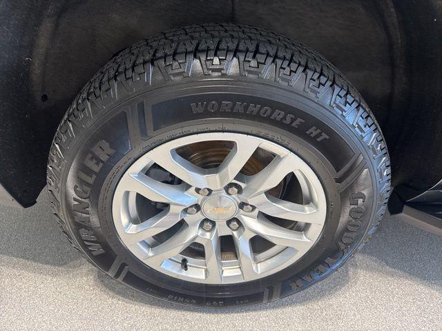 used 2022 Chevrolet Tahoe car, priced at $32,995