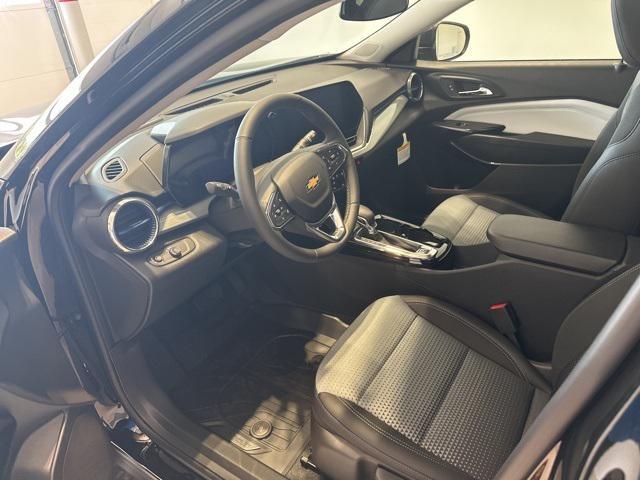 used 2025 Chevrolet Trax car, priced at $22,675