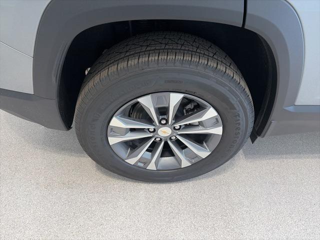 new 2026 Chevrolet Equinox car, priced at $30,402