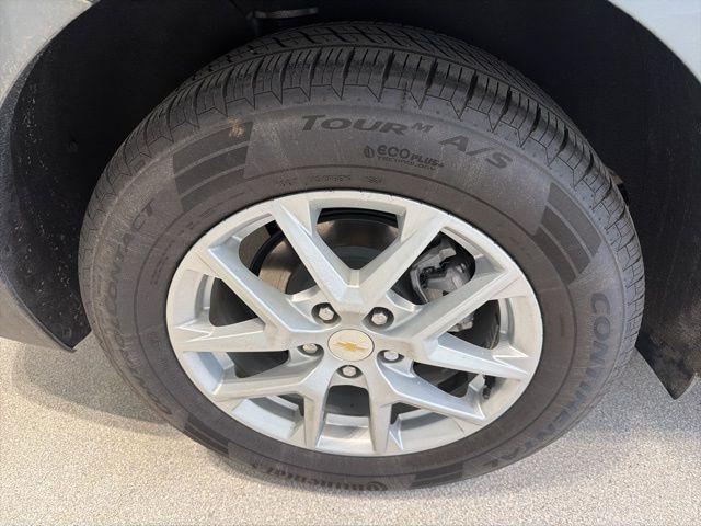 used 2024 Chevrolet Equinox car, priced at $22,395