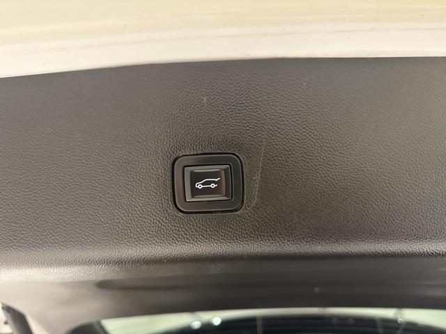 used 2019 Chevrolet Traverse car, priced at $19,685