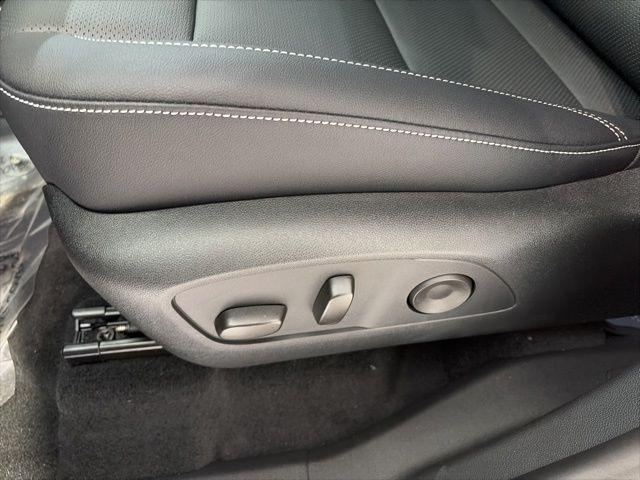 new 2026 Chevrolet Traverse car, priced at $44,370