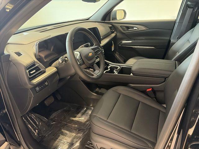 new 2026 Chevrolet Traverse car, priced at $44,370