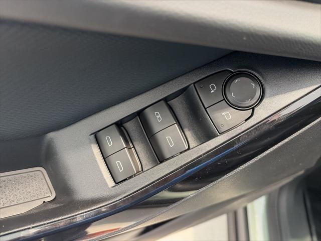 new 2026 Chevrolet Equinox car, priced at $33,112