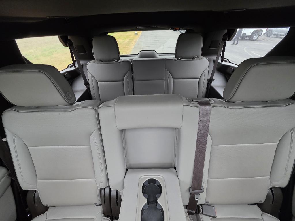 used 2023 GMC Yukon car, priced at $50,995