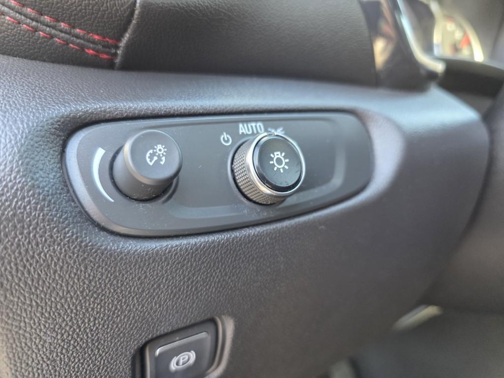 used 2021 Chevrolet Blazer car, priced at $25,995