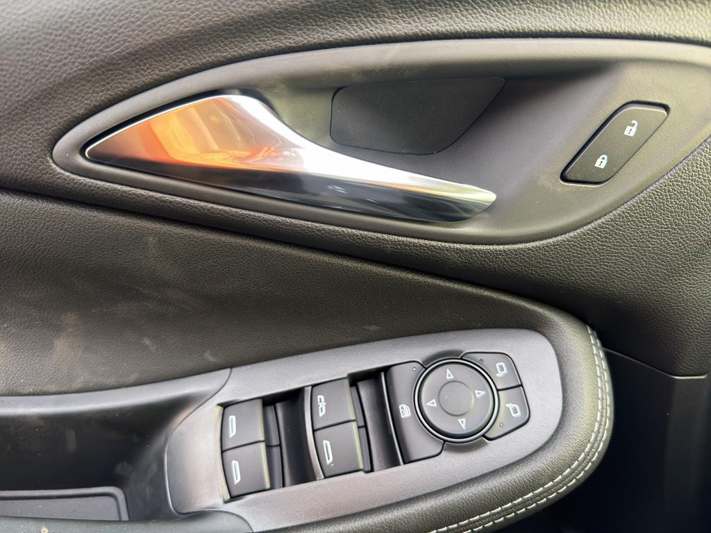 new 2026 Buick Encore GX car, priced at $30,690