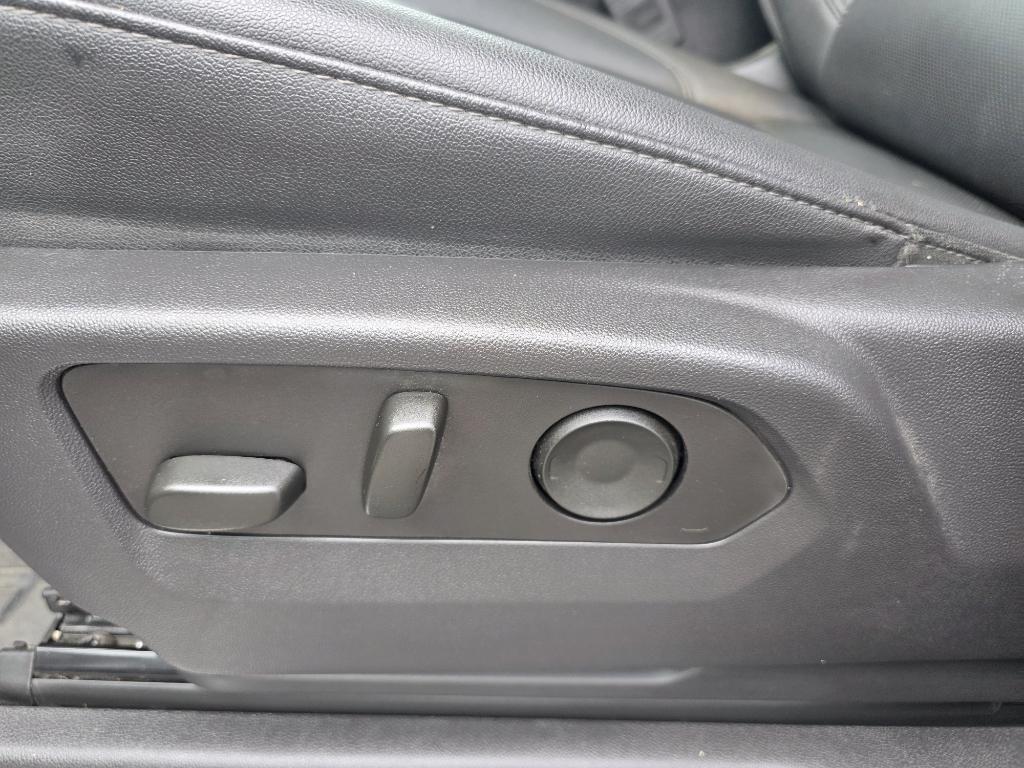 used 2025 GMC Sierra 2500 car, priced at $59,995