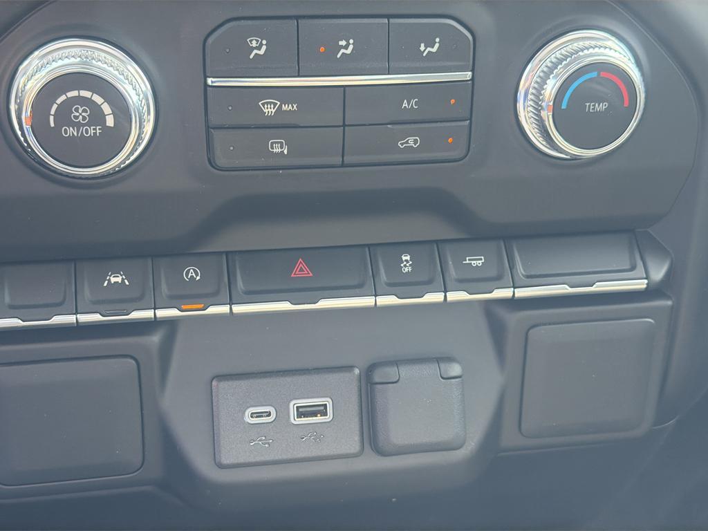 new 2026 GMC Sierra 1500 car, priced at $40,515