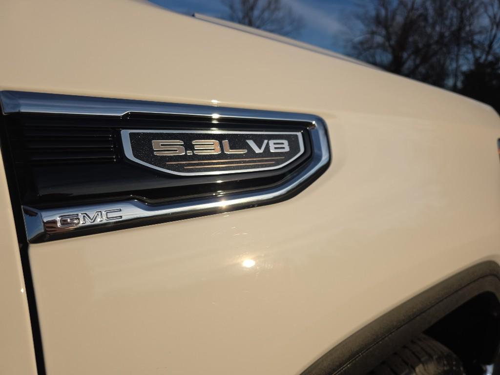 used 2023 GMC Sierra 1500 car, priced at $49,995