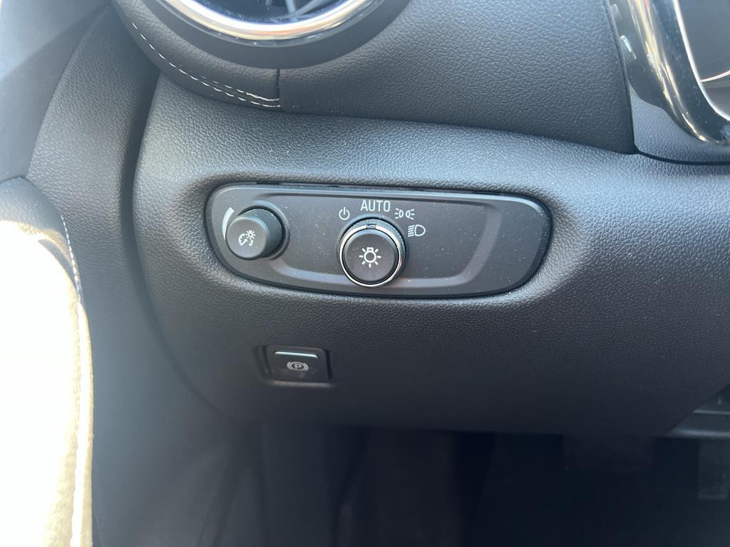 used 2024 Chevrolet Blazer car, priced at $30,995