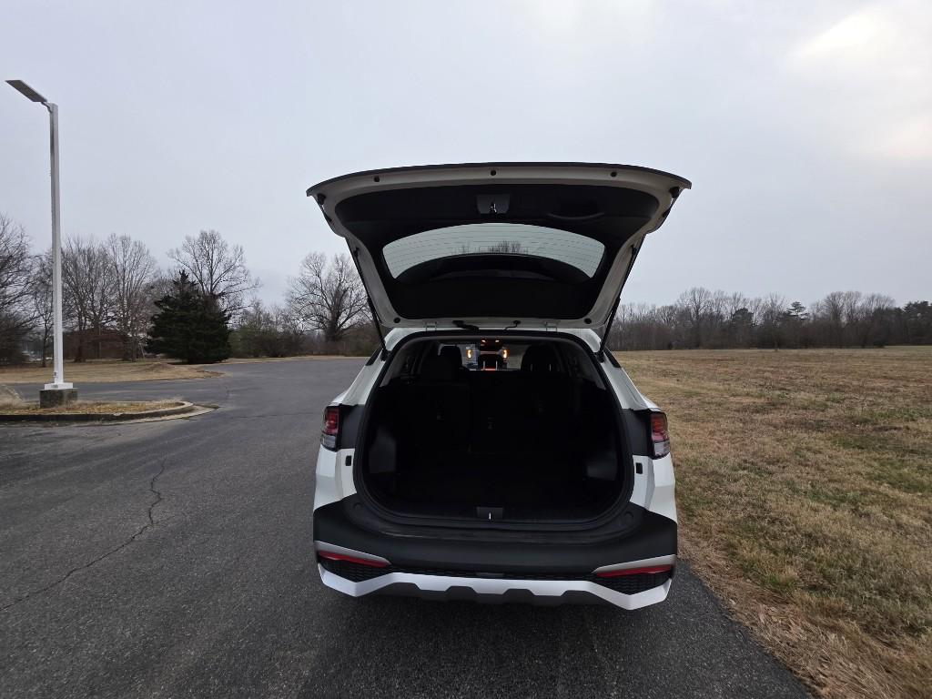 used 2023 Kia Sportage Hybrid car, priced at $21,995