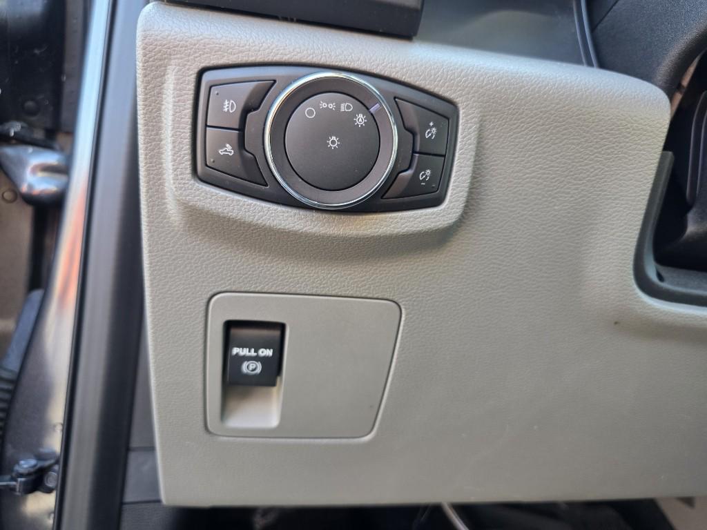 used 2019 Ford F-150 car, priced at $28,995