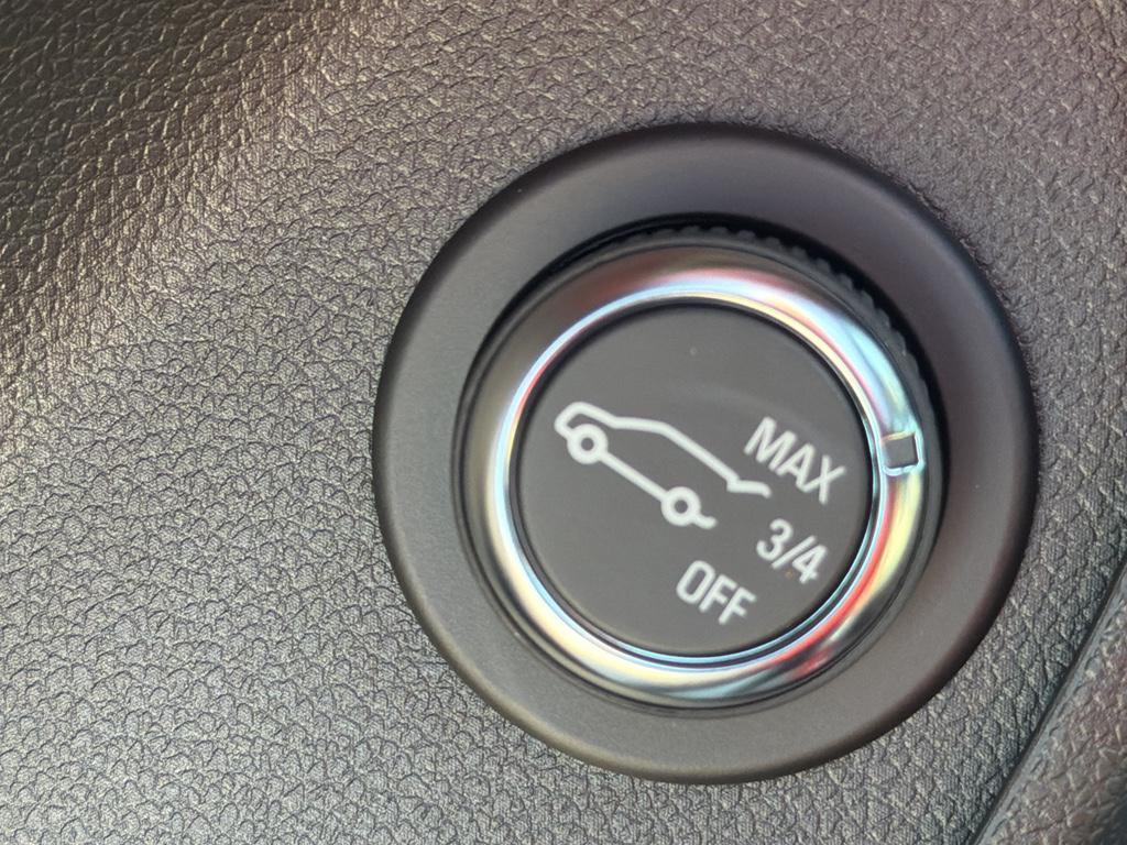 new 2026 Buick Envista car, priced at $32,425