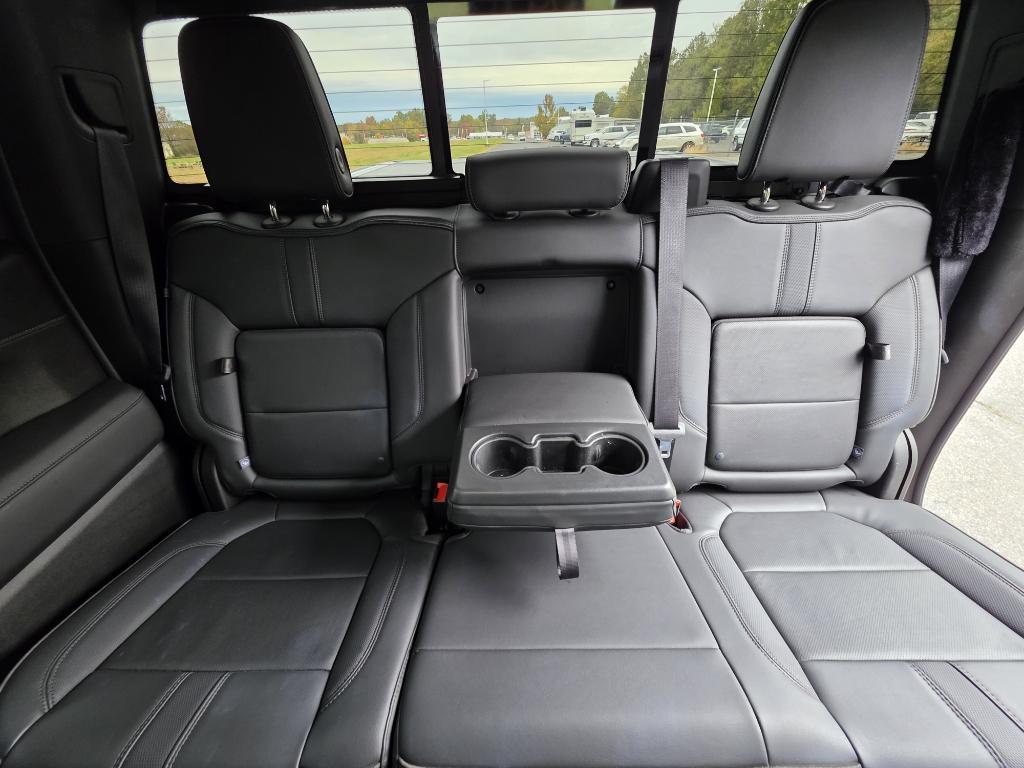 used 2022 Chevrolet Silverado 1500 car, priced at $39,995