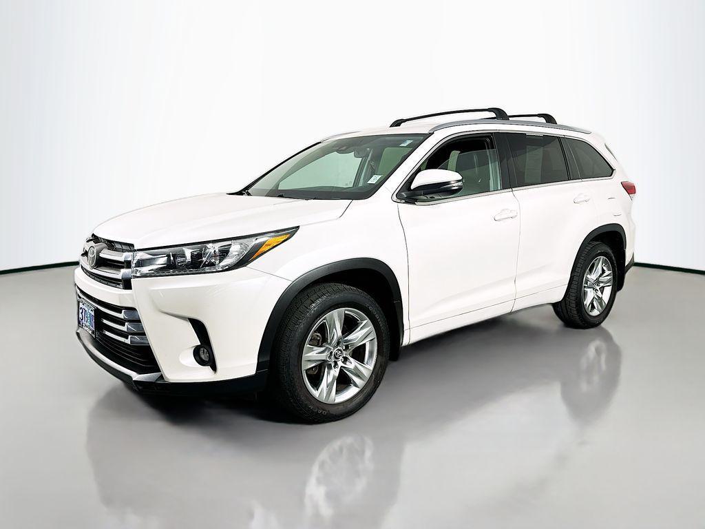 used 2019 Toyota Highlander car, priced at $26,362