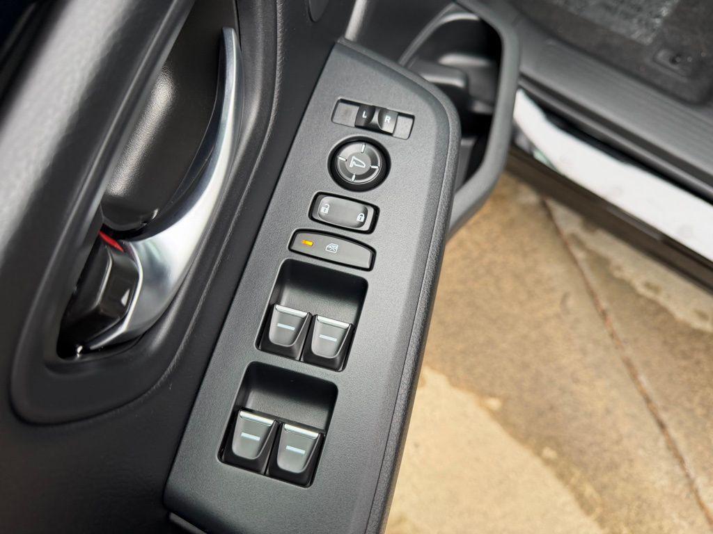 new 2025 Honda Pilot car, priced at $46,234