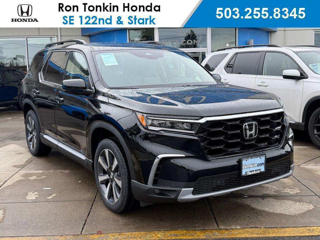 new 2025 Honda Pilot car, priced at $46,234