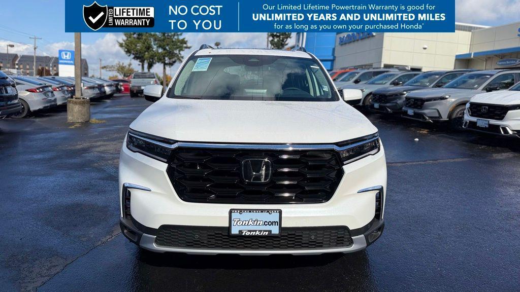 new 2025 Honda Pilot car, priced at $51,500