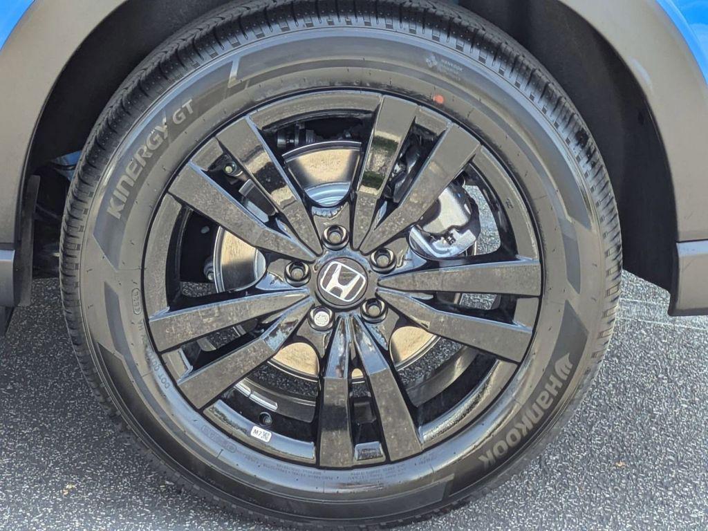 new 2026 Honda HR-V car, priced at $28,779