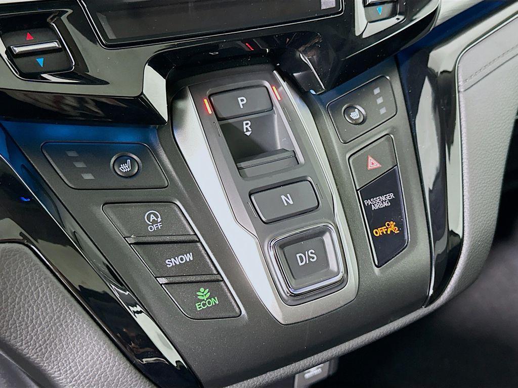 new 2026 Honda Odyssey car, priced at $49,585