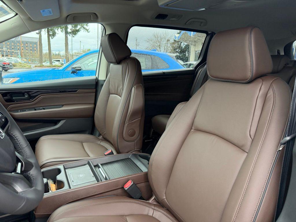 new 2026 Honda Odyssey car, priced at $47,970