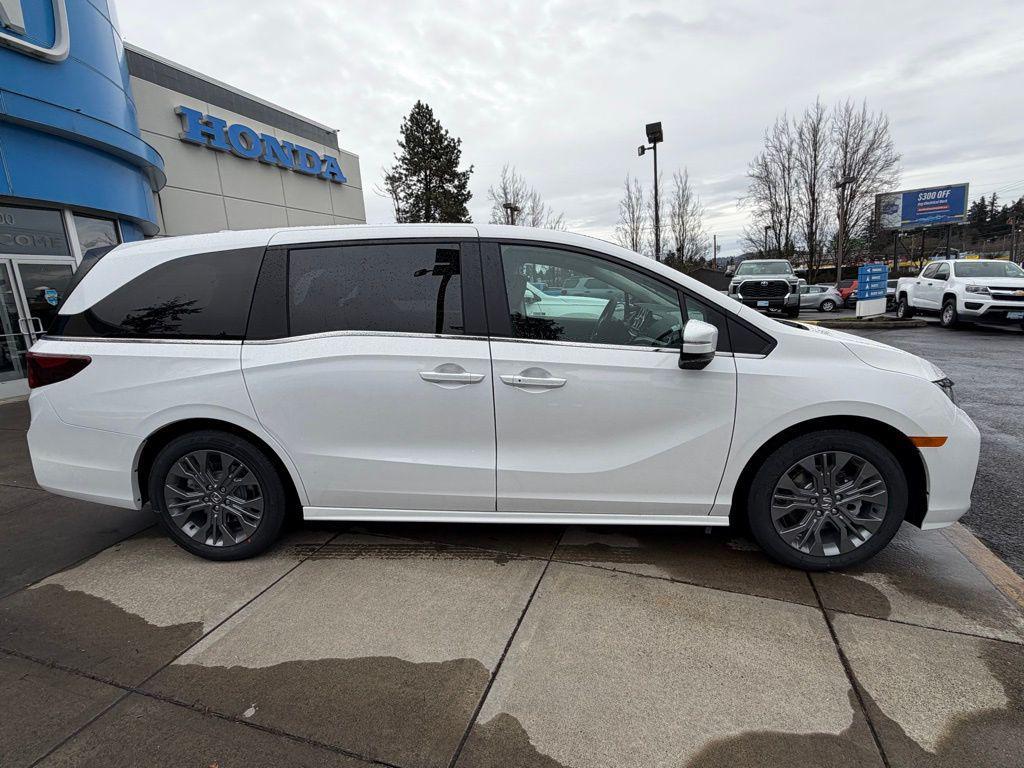 new 2026 Honda Odyssey car, priced at $47,970