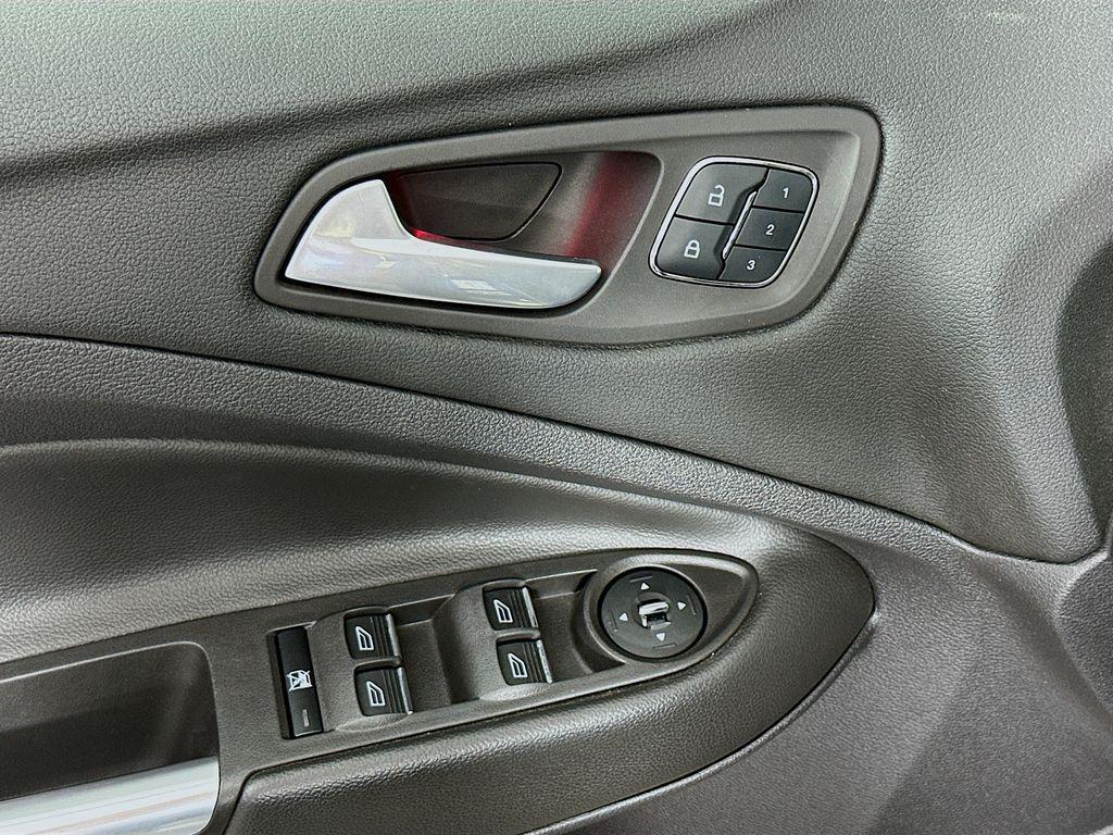 used 2014 Ford Escape car, priced at $7,447
