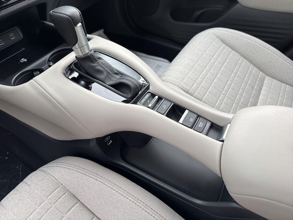 new 2026 Honda HR-V car, priced at $28,686