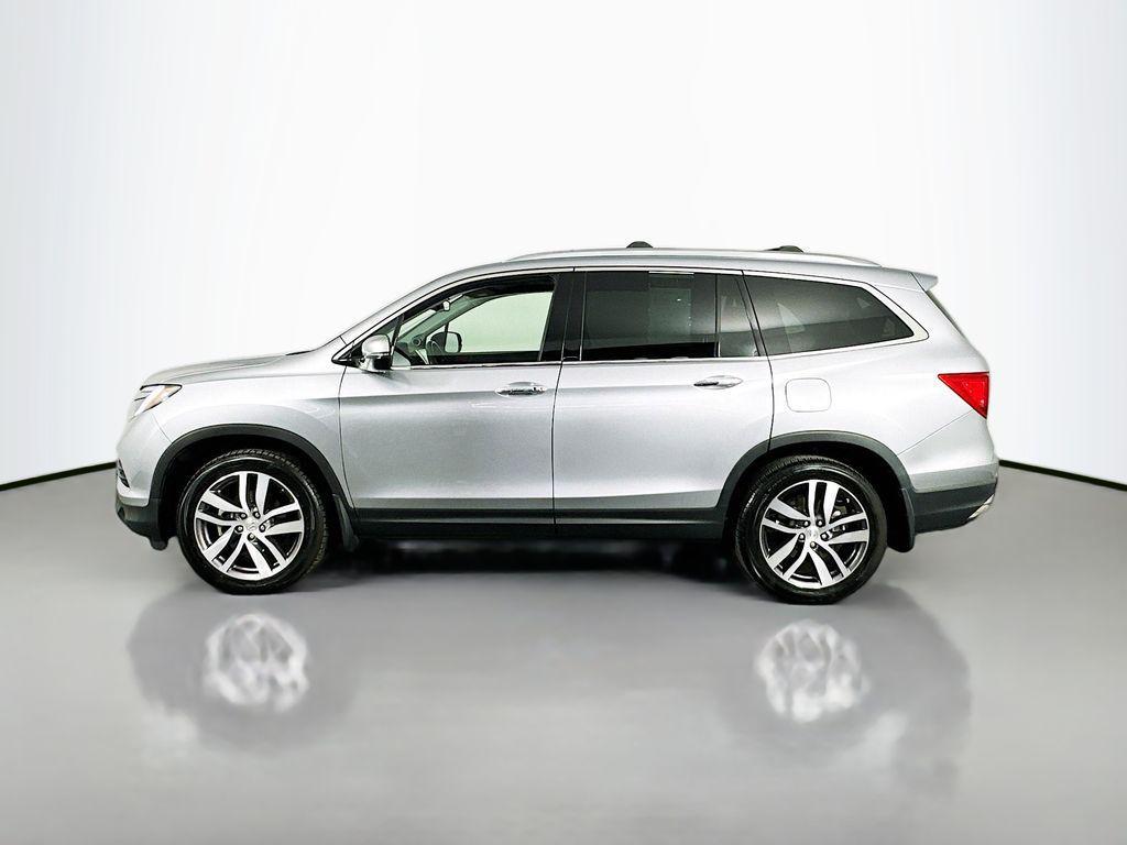 used 2018 Honda Pilot car, priced at $24,742